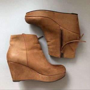 Aldo Booties - Tan leather size 37